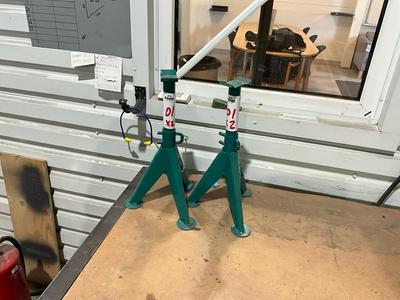 Overview picture of kamasa tools 1.5 ton Jack stands (2x)